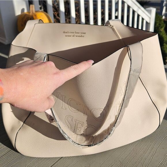 Victoria's Secret Laser Cut Orchid Logo Tote Bag 2020 MSRP $58  Preowned W Tags - Picture 12 of 16